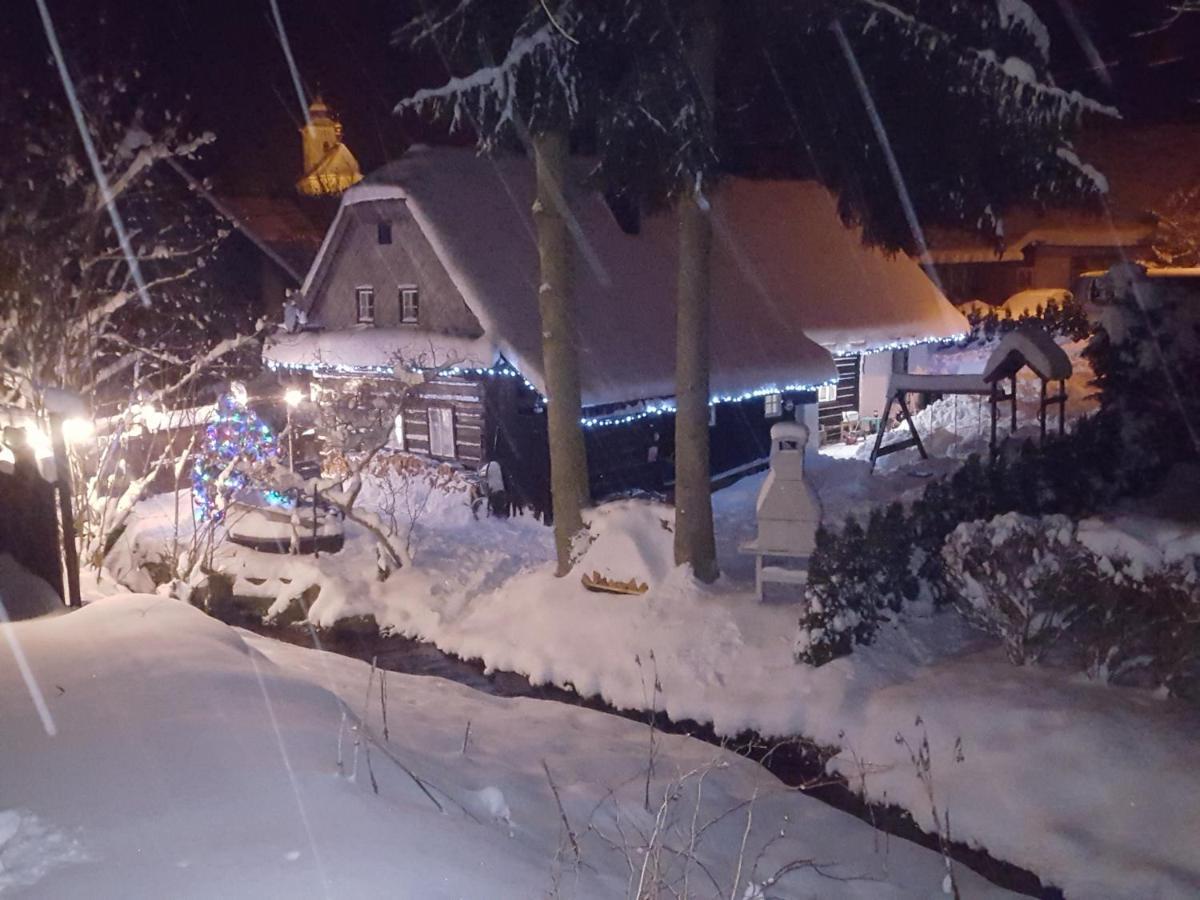 Roubenka U Potoka Chalet